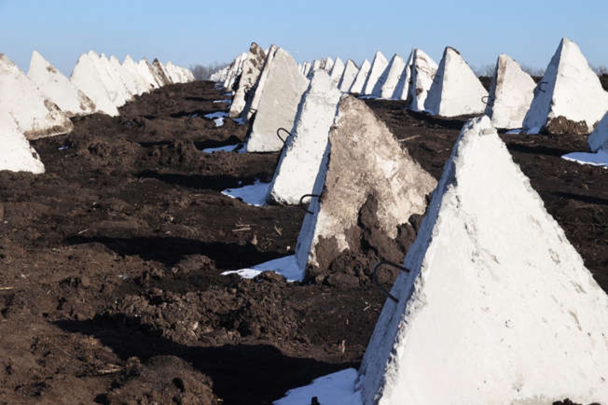 Ukraine's Dragon Teeth: How Anti-Tank Barriers Stopped Russia's Advance